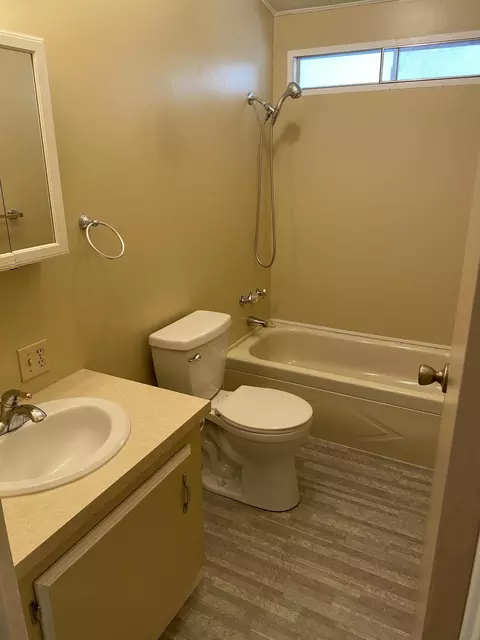 827 Shawnee Trl, Redding, CA 96003 photo 18