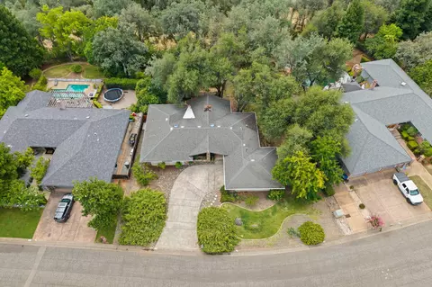 525 Royal Oaks Dr, Redding, CA 96001 photo 44