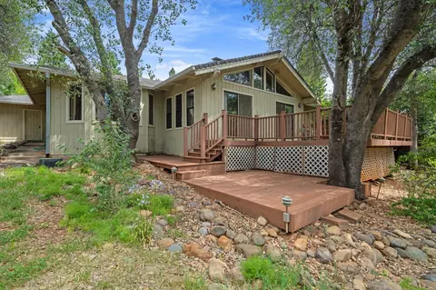 525 Royal Oaks Dr, Redding, CA 96001 photo 36