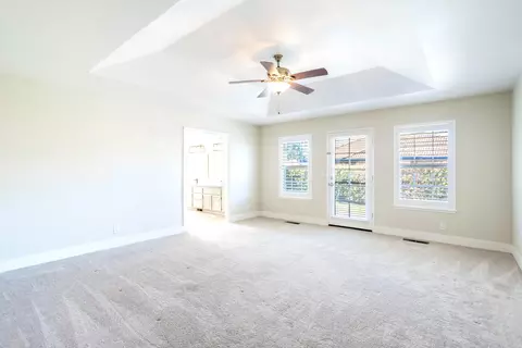 4100 Saratoga Dr, Redding, CA 96002 photo 14