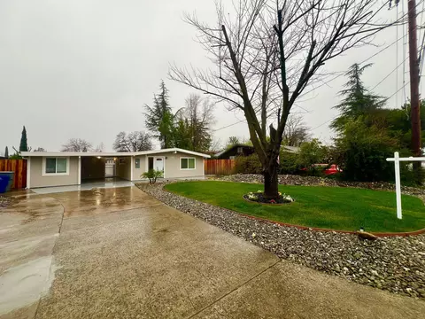 5723 Mountain View Dr, Redding, CA 96003 photo 2