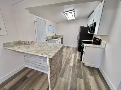 5723 Mountain View Dr, Redding, CA 96003 photo 7