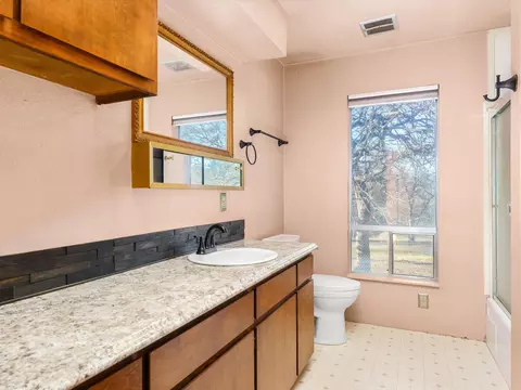 11599 Wilvern Ln, Redding, CA 96003 photo 20