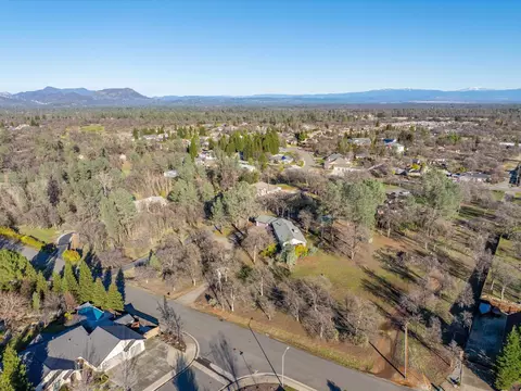 11599 Wilvern Ln, Redding, CA 96003 photo 39