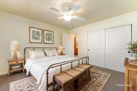 Bedroom - 1263 Riviera Dr, Redding, CA 96001 photo 7 of 9