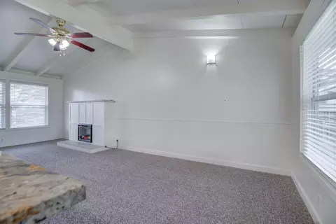 1525 Riviera Dr, Redding, CA 96001 photo 14