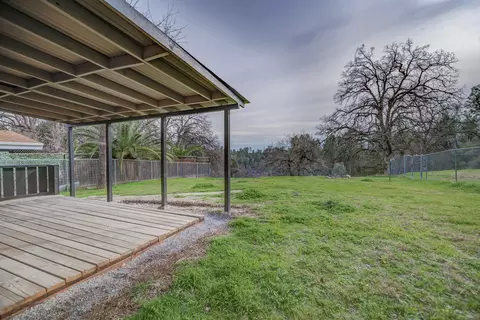 1525 Riviera Dr, Redding, CA 96001 photo 32