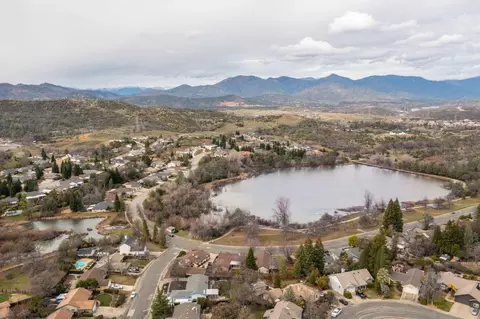 View/Area - 1683 Kildare Dr, Redding, CA 96001 photo 1 of 1