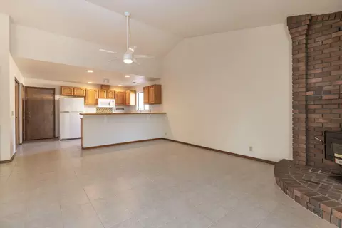 Living - 1683 Kildare Dr, Redding, CA 96001 photo 3 of 4