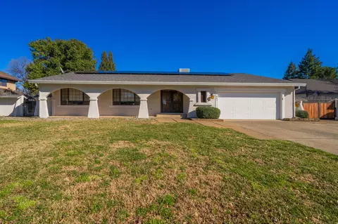 Exterior - 7047 Tucker Ln, Redding, CA 96002 photo 2 of 8