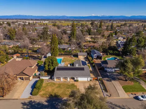 View/Area - 7047 Tucker Ln, Redding, CA 96002 photo 2 of 2