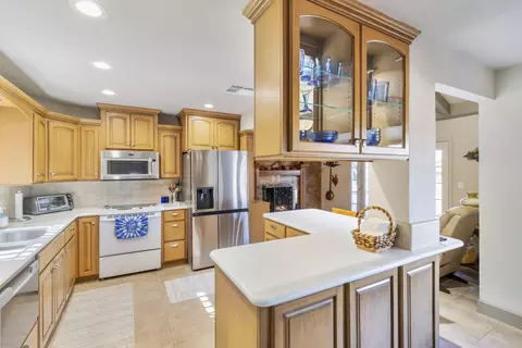 2396 Marilyn Ave, Redding, CA 96002 photo 14