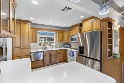 2396 Marilyn Ave, Redding, CA 96002 photo 17