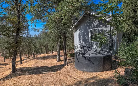 13374 Hidden Oaks Trl, Redding, CA 96003 photo 31
