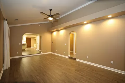 9412 Kilbey Rd, Redding, CA 96003 photo 12