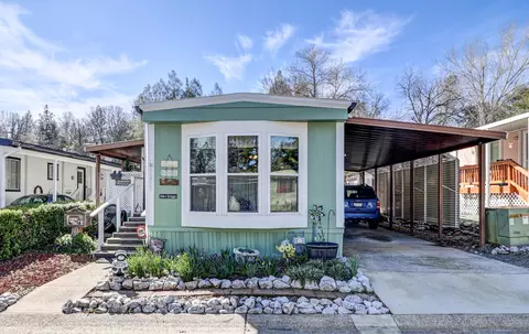 1257 Mountain Shadows Blvd, Redding, CA 96003
