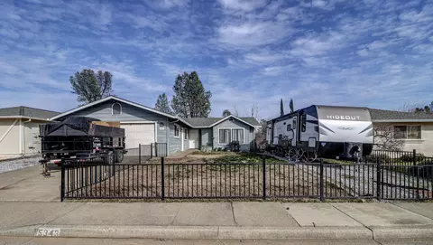5343 Stonethrow Ct, Redding, CA 96003 photo 1