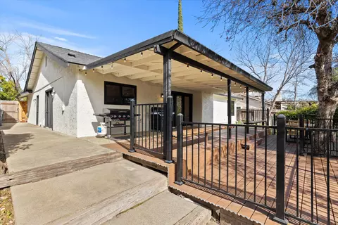 3729 Wasatch Dr, Redding, CA 96001 photo 6