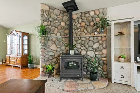 19495 Natalie Way, Redding, CA 96003 photo 9