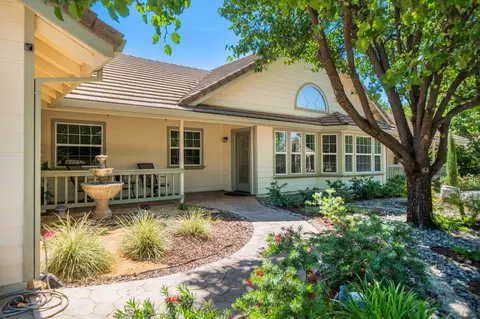 19495 Natalie Way, Redding, CA 96003
