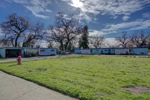 2980 Stingy Ln, Anderson, CA 96007