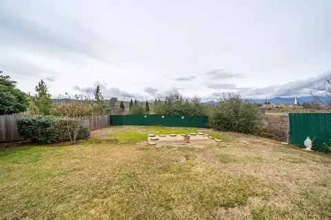 1340 Ridge Dr, Redding, CA 96001 photo 15