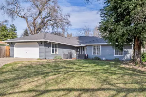 6325 Mullen Pkwy, Redding, CA 96001