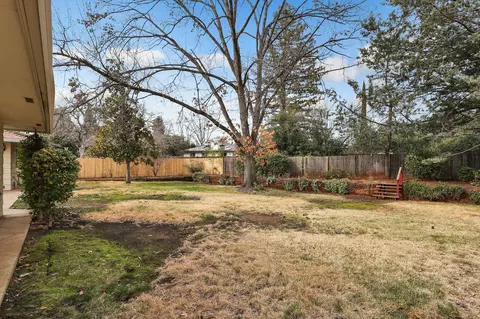 830 Royal Oak Dr, Redding, CA 96001 photo 20