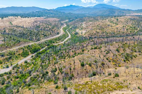 Middle Creek Road, Redding, CA 96001 photo 11