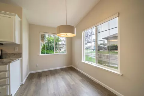 756 Doral Trl, Redding, CA 96003 photo 8