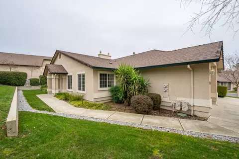 756 Doral Trl, Redding, CA 96003
