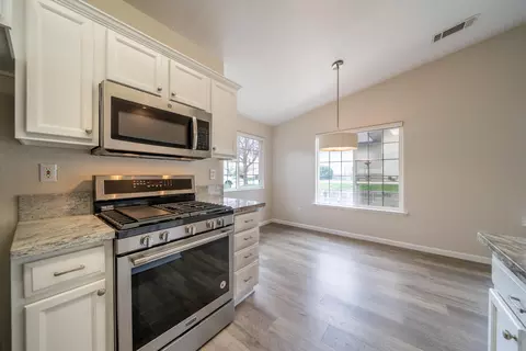 756 Doral Trl, Redding, CA 96003 photo 12