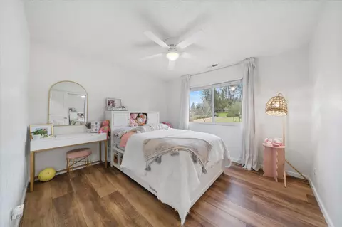 8940 Olney Park Dr, Redding, CA 96001 photo 11