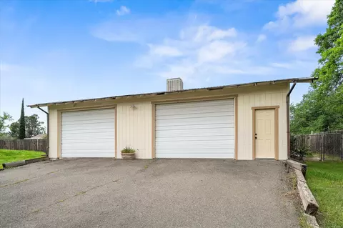8940 Olney Park Dr, Redding, CA 96001 photo 16