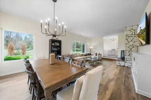 8940 Olney Park Dr, Redding, CA 96001 photo 3