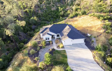 View/Area - 9199 Laurel Glen Dr, Redding, CA 96001 photo 2 of 2