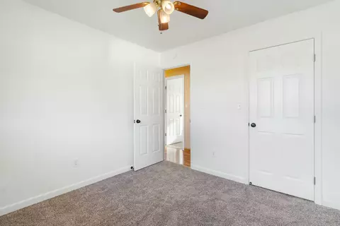 Bedroom - 2431 Christian Ave, Redding, CA 96002 photo 4 of 6