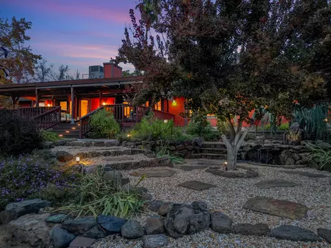 Exterior - 15917 Frontiersman Dr, Redding, CA 96001 photo 41 of 41