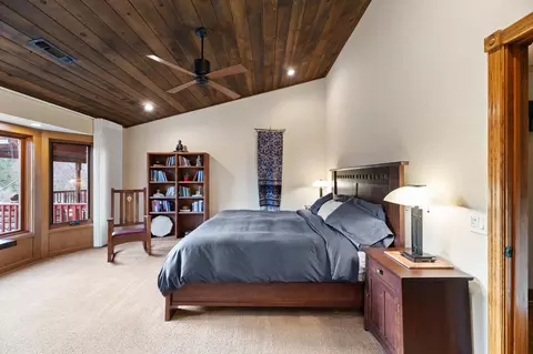 Bedroom - 15917 Frontiersman Dr, Redding, CA 96001 photo 1 of 6