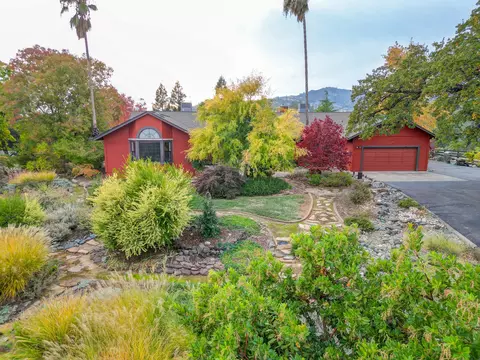 Exterior - 15917 Frontiersman Dr, Redding, CA 96001 photo 2 of 41
