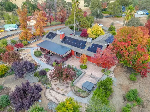 View/Area - 15917 Frontiersman Dr, Redding, CA 96001 photo 1 of 4