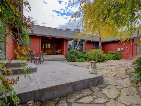 Exterior - 15917 Frontiersman Dr, Redding, CA 96001 photo 6 of 41