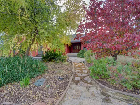 Exterior - 15917 Frontiersman Dr, Redding, CA 96001 photo 7 of 41
