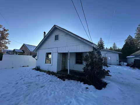 20444 Shasta St, Burney, CA 96013
