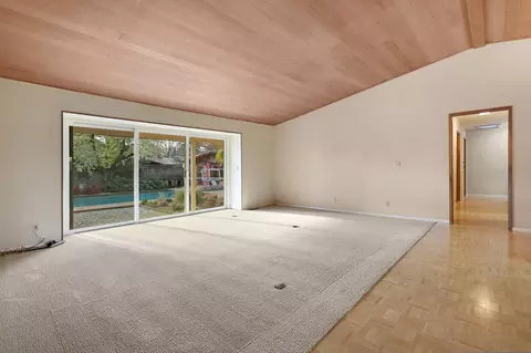 890 Redbud Dr, Redding, CA 96001 photo 8