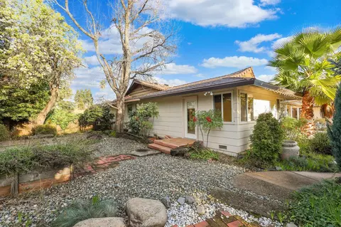 890 Redbud Dr, Redding, CA 96001 photo 38