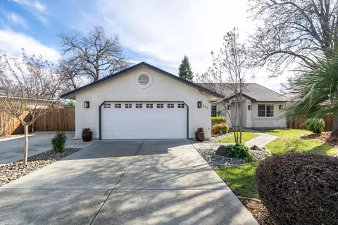 2617 Howard Dr, Redding, CA 96001