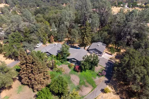 13519 Lynda Lynn Way, Redding, CA 96003