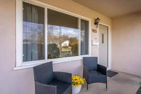 Exterior - 965 Gold St, Redding, CA 96001 photo 2 of 5