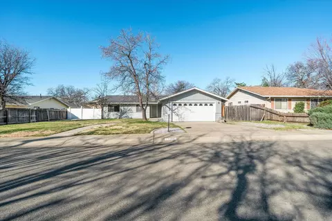 Exterior - 1422 Greenback Ln, Redding, CA 96003 photo 6 of 6